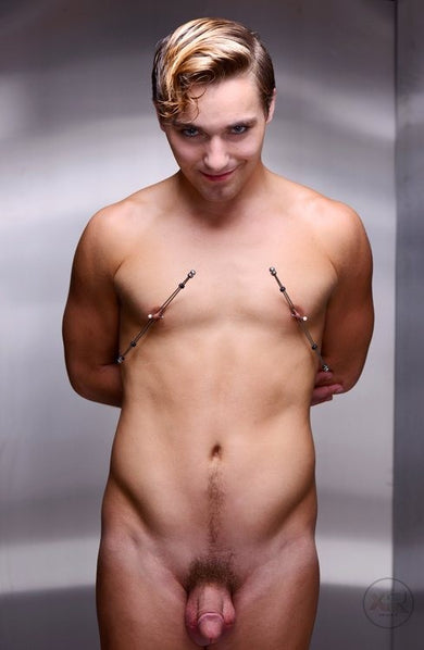 xr_ad916-model-chest