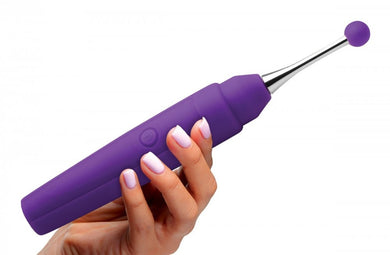 ag612-hand-001_1000x654