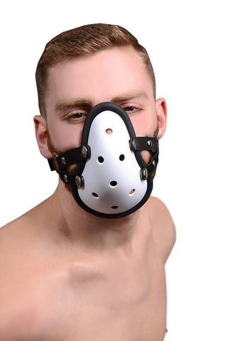 af637-male-005_white-bgr