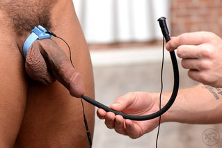 af539_male_gay_001_750_r