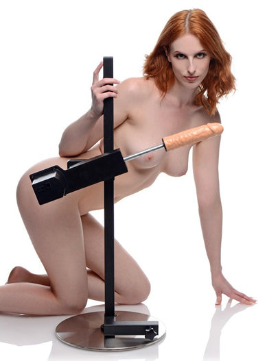 af584-female-model-002_750px