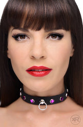 xr_ad938-purple-model-face