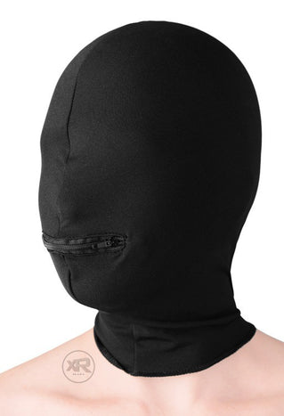 xr_su104-model-zipclosed