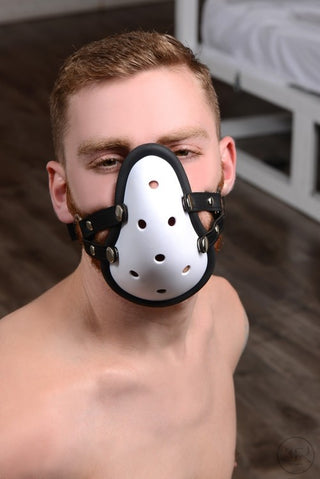 af637_male_005_750_r_4