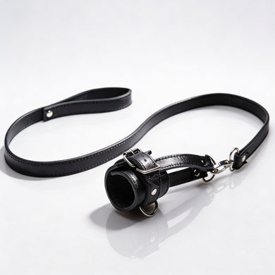 Ball Stretcher With Leash