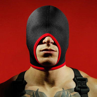 Open-mouth blindfold hood in red, size large