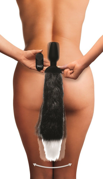 ag198-model-001-waggingtail-1