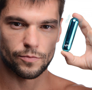 ag656-blue-male-model-001b_1000x980