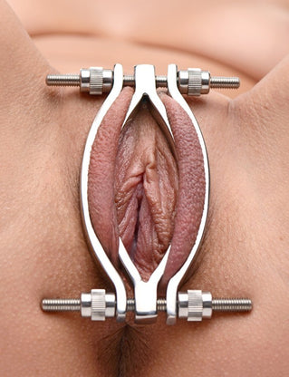 af720-model-closeup_750px