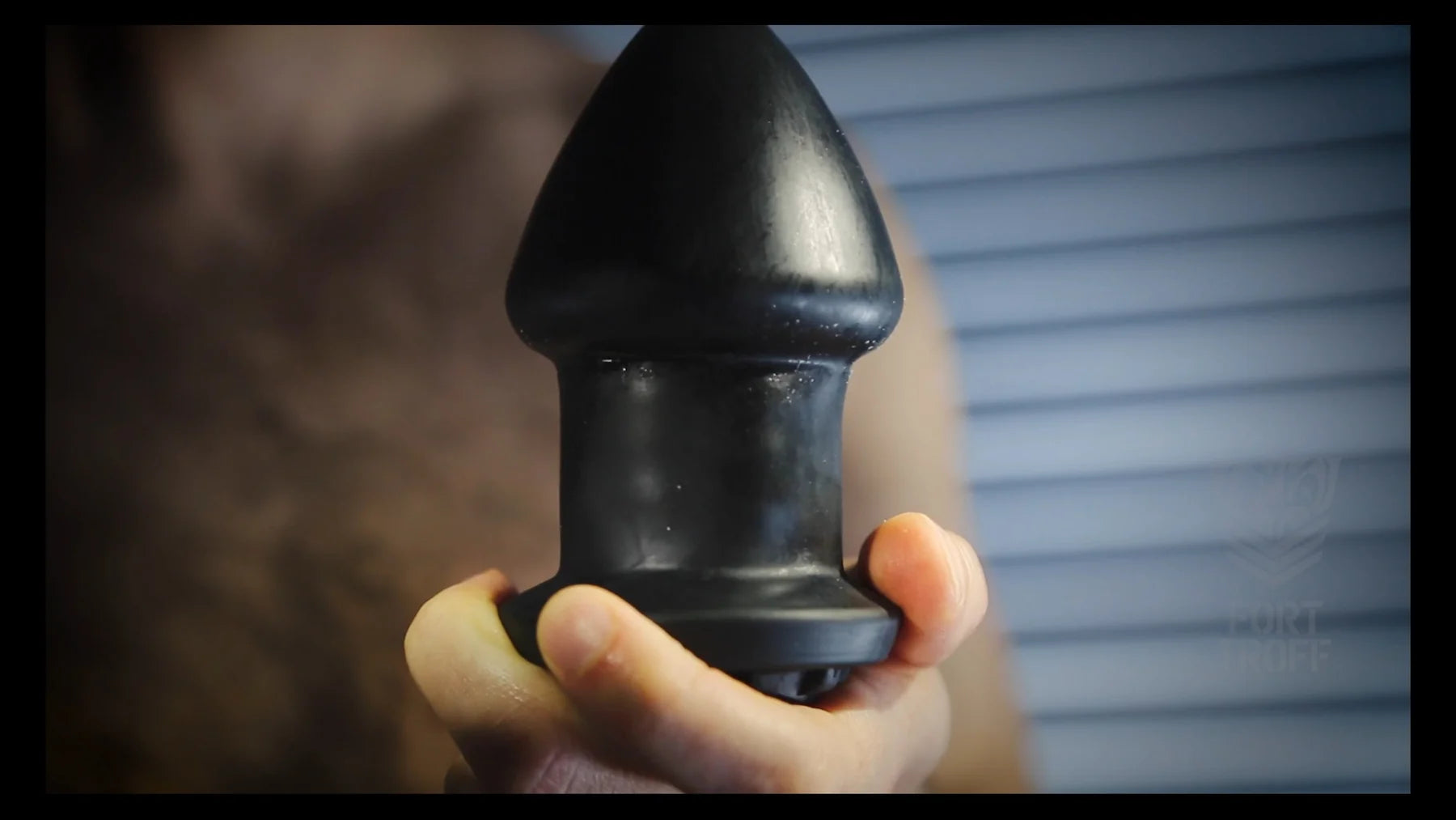 Robo Rimmer Slim rimming butt plug with remote video