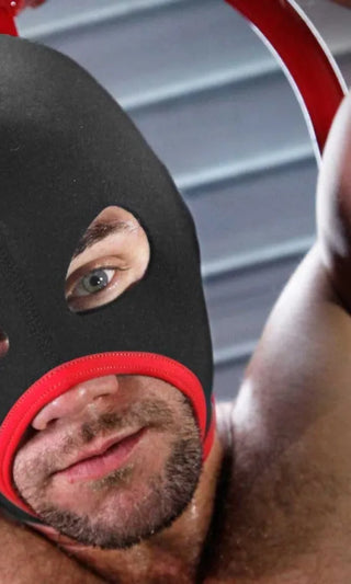 Skullfuck Open-Mouth Bondage Hood in red, size Large
