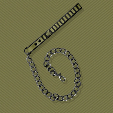 Tactical Leash chain detail